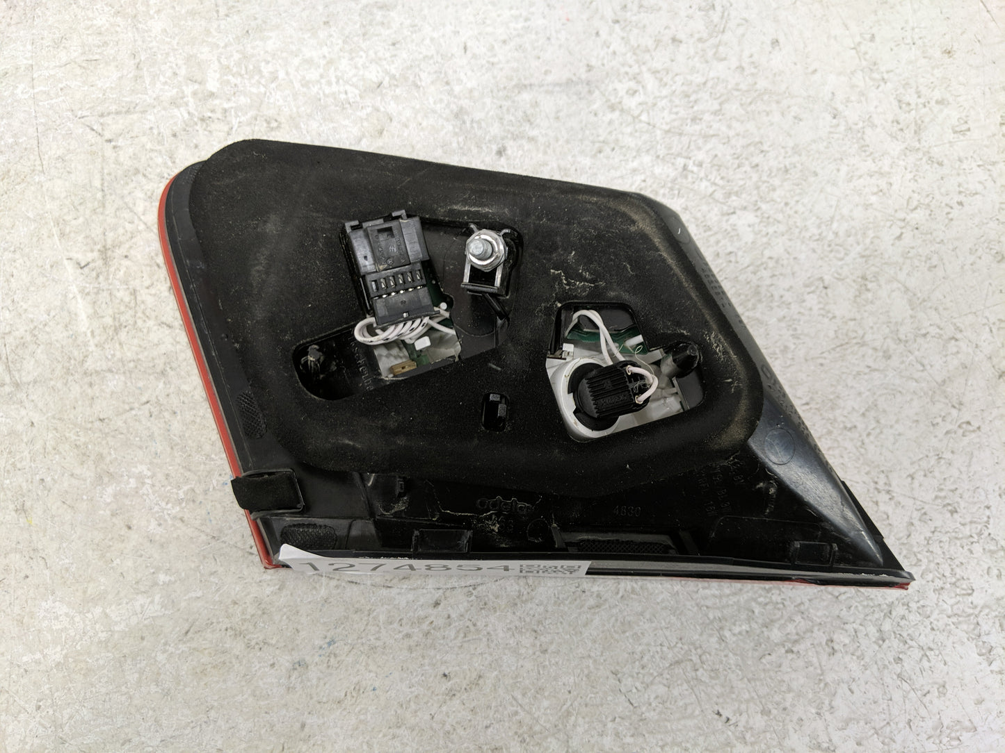 2012 Chrysler E Class Tail Light Assembly Driver Left OEM P/N:A2129060158 Fits OEM Used Auto Parts - Oemusedautoparts1.com
