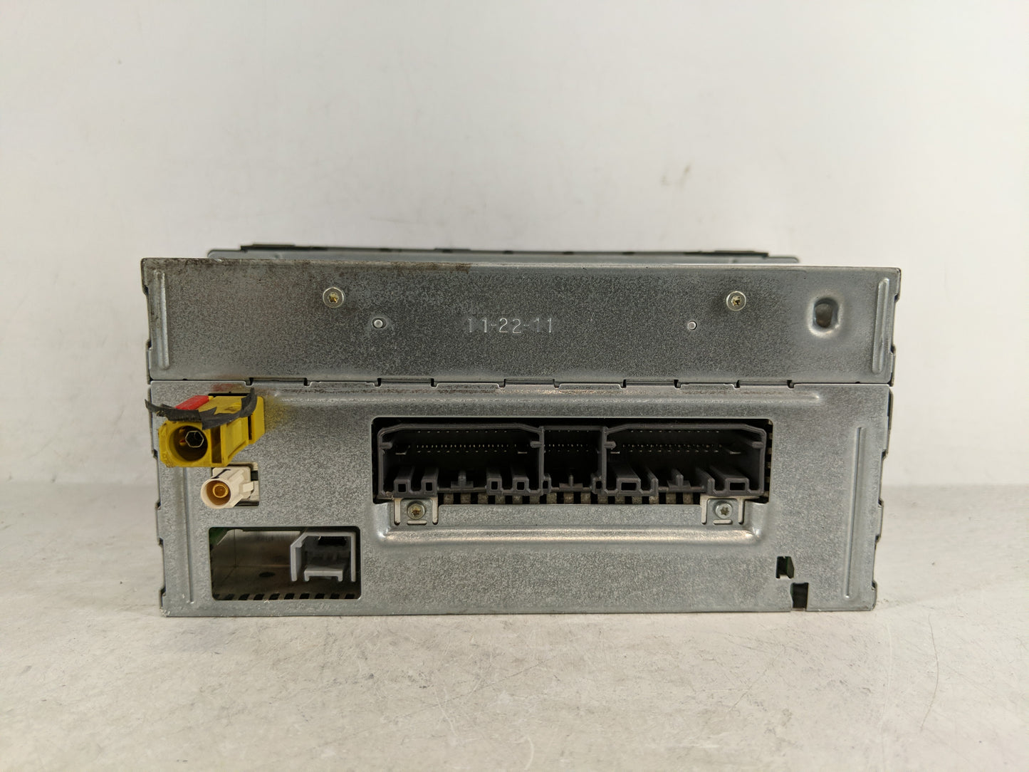2012-2016 Chrysler Town & Country Radio AM FM Cd Player Receiver Replacement P/N:P05091209AD Fits OEM Used Auto Parts - Oemu