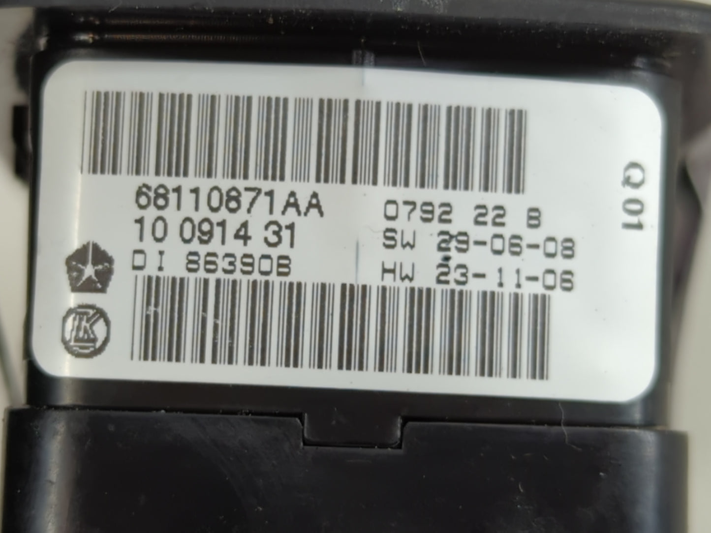 2012 Dodge Caravan Master Power Window Switch Replacement Driver Side Left P/N:68110871AA Fits OEM Used Auto Parts - Oemused
