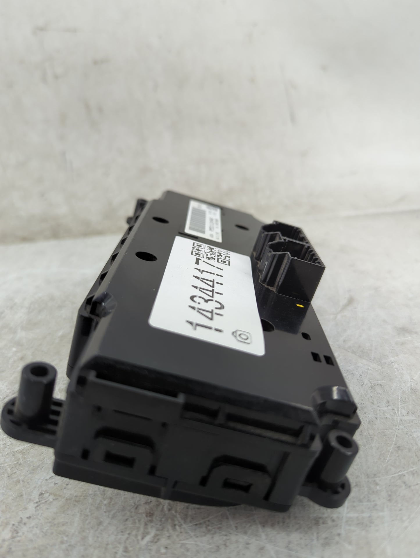 2012 Dodge Caravan Climate Control Module Temperature AC/Heater Replacement P/N:P55111249AF Fits OEM Used Auto Parts - Oemus