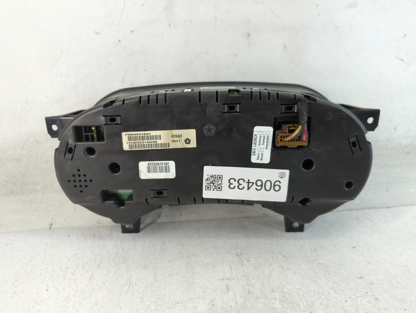 2011 Dodge Charger Instrument Cluster Speedometer Gauges P/N:A2C32872102 P56046416AH Fits OEM Used Auto Parts - Oemusedautop
