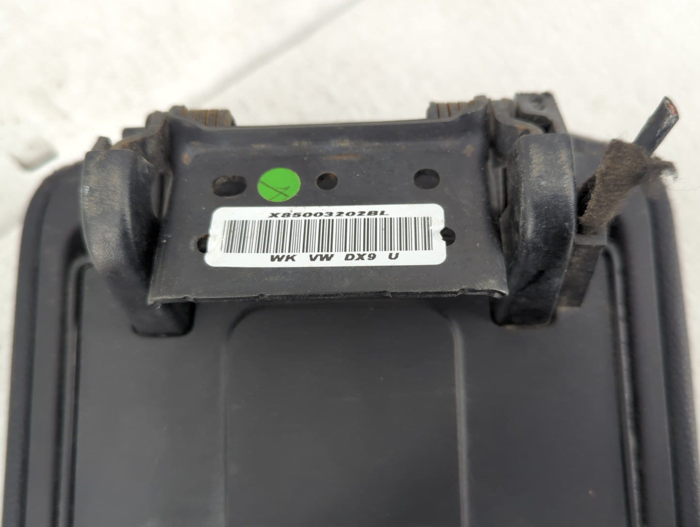 2012 Dodge Durango Center Console Armrest Cover Lid P/N:X85003202BL Fits OEM Used Auto Parts - Oemusedautoparts1.com