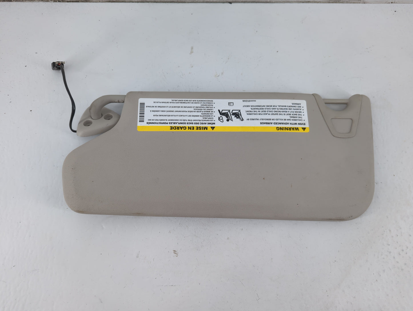 2011-2020 Dodge Journey Sun Visor Shade Replacement Passenger Right Mirror Fits OEM Used Auto Parts - Oemusedautoparts1.com