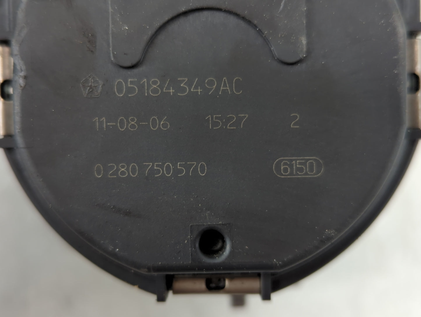 2011-2019 Dodge Journey Throttle Body P/N:50184349AC 0 280 750 570 Fits OEM Used Auto Parts - Oemusedautoparts1.com