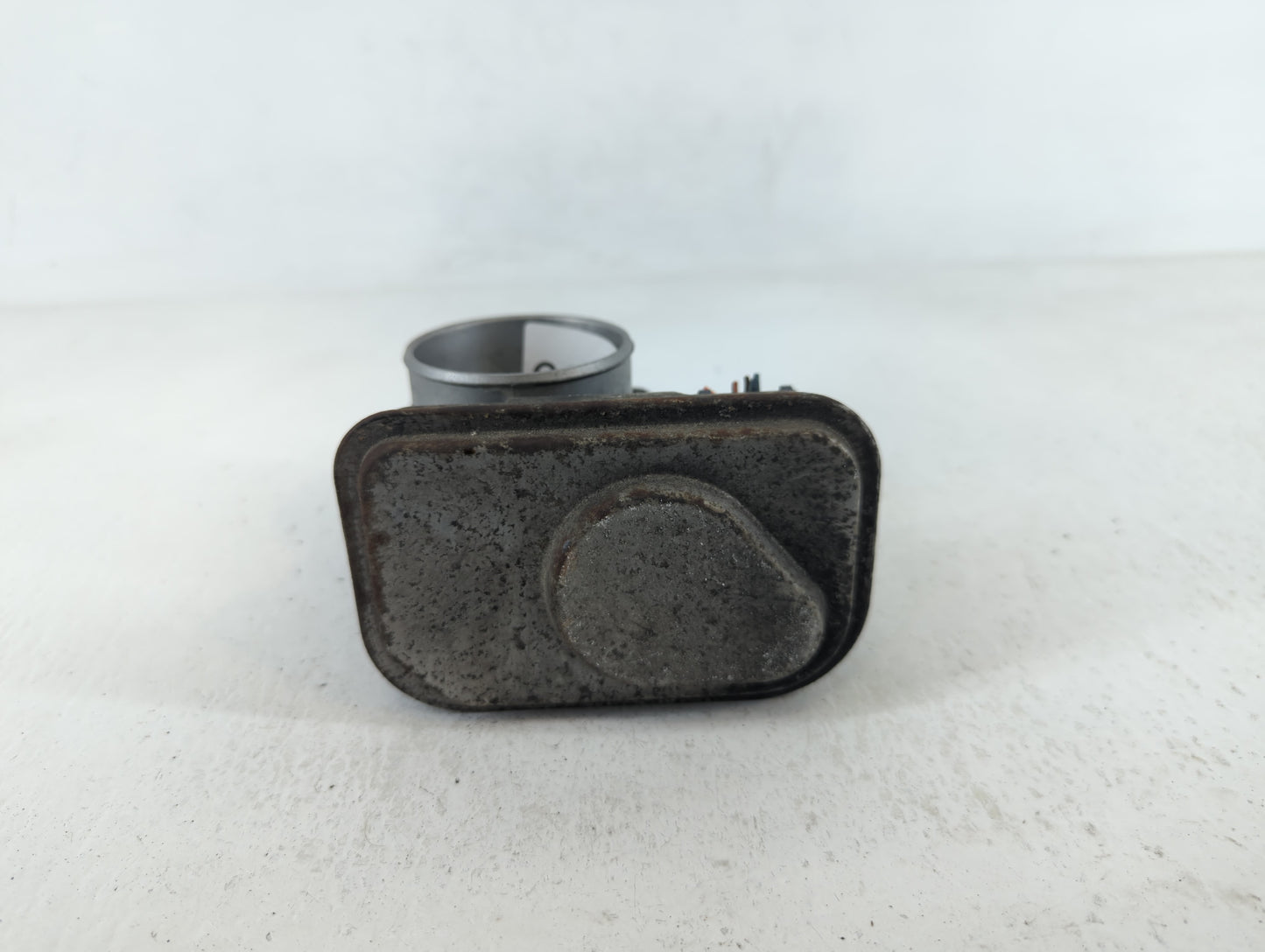 2009-2018 Dodge Journey Throttle Body Fits Fits 2007 2008 2009 2010 2011 2012 2013 2014 2015 2016 2017 2018 OEM Used Auto Pa