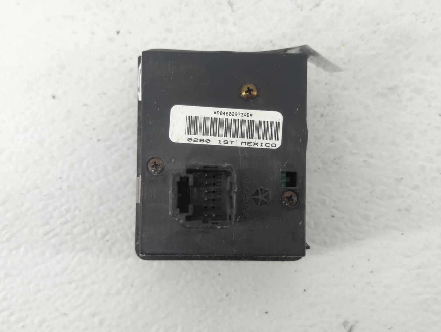Dodge Ram 1500 Radio Control Panel - Oemusedautoparts1.com