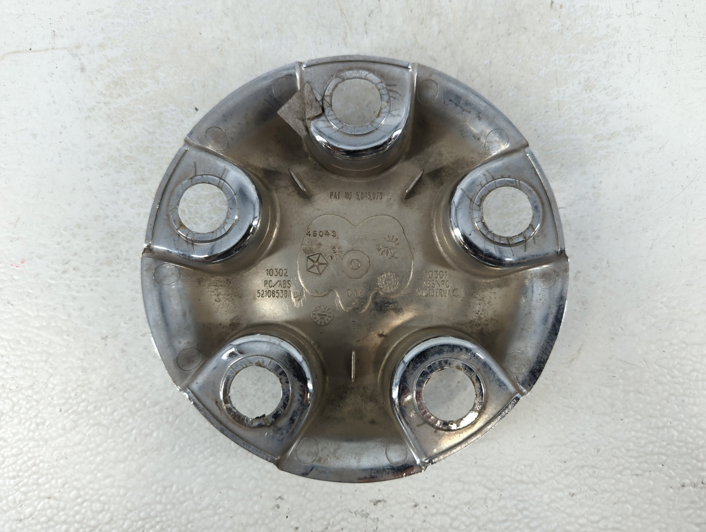 2012 Dodge Ram 1500 Center Cap Oem - Oemusedautoparts1.com