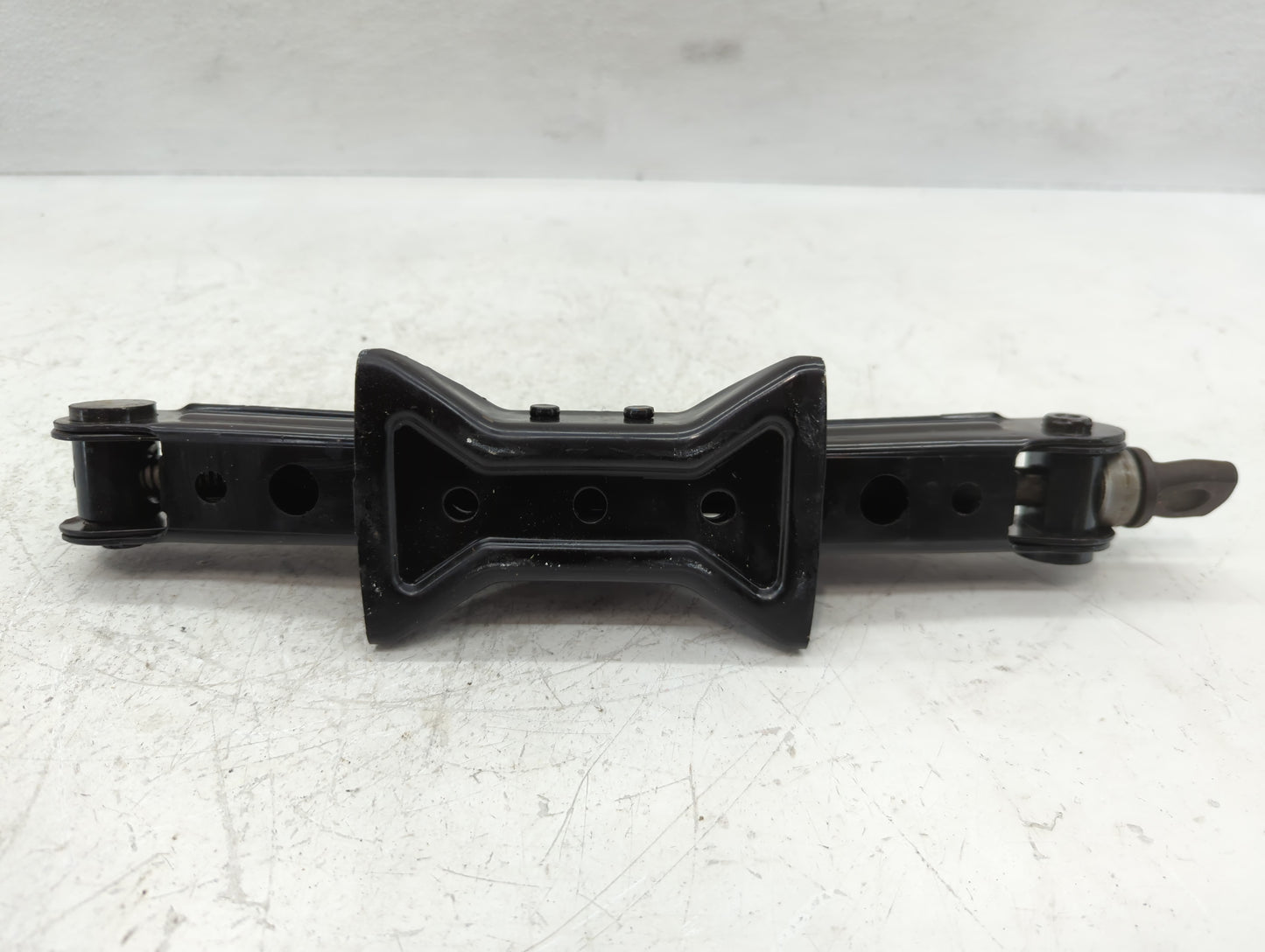 2012 Dodge Avenger Avenge Spare Scissor Car Jack - Oemusedautoparts1.com