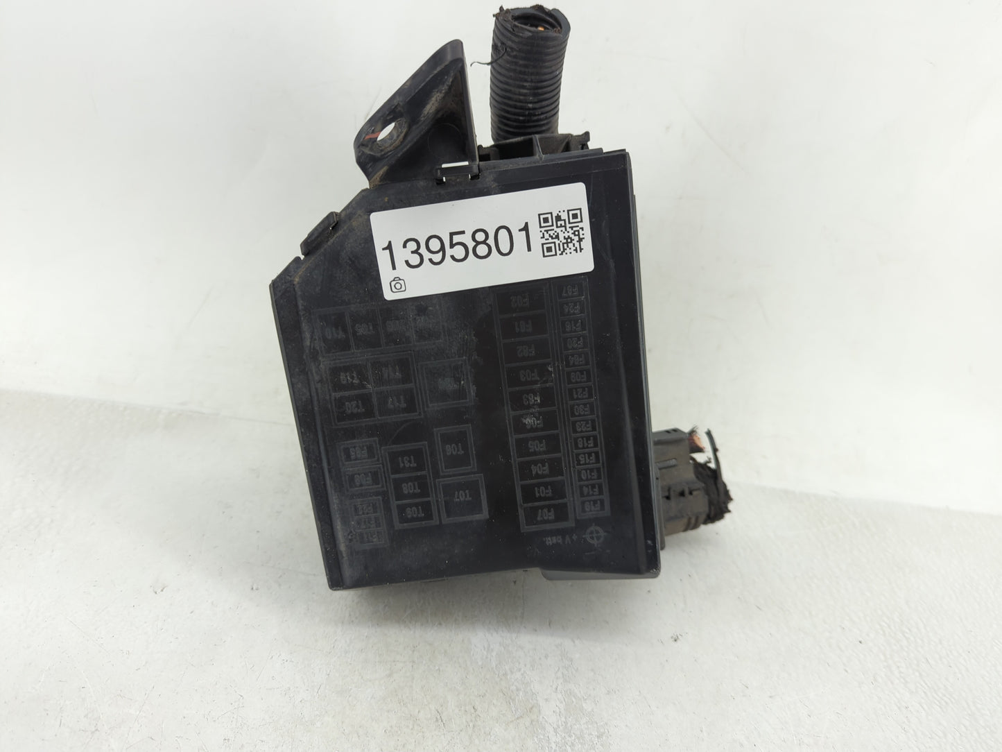 2012-2017 Fiat 500 Fusebox Fuse Box Panel Relay Module Fits Fits 2012 2013 2014 2015 2016 2017 OEM Used Auto Parts - Oemused