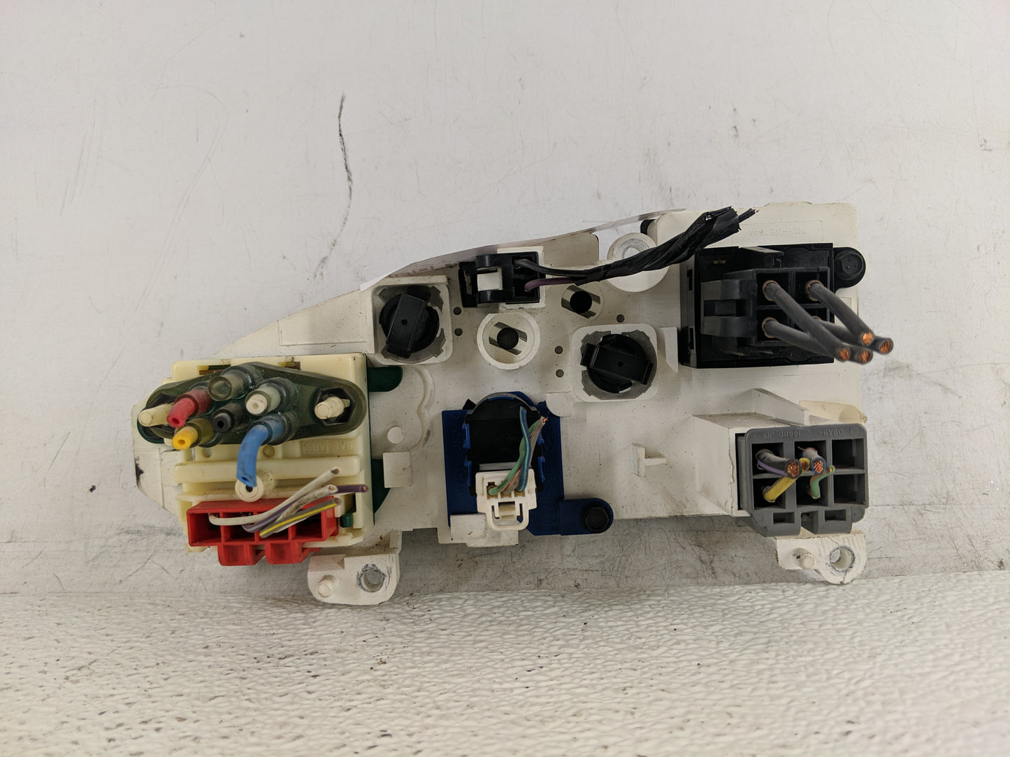 2005-2014 Ford E-150 Climate Control Module Temperature AC/Heater Replacement P/N:XC2H-19C733-AA Fits OEM Used Auto Parts -