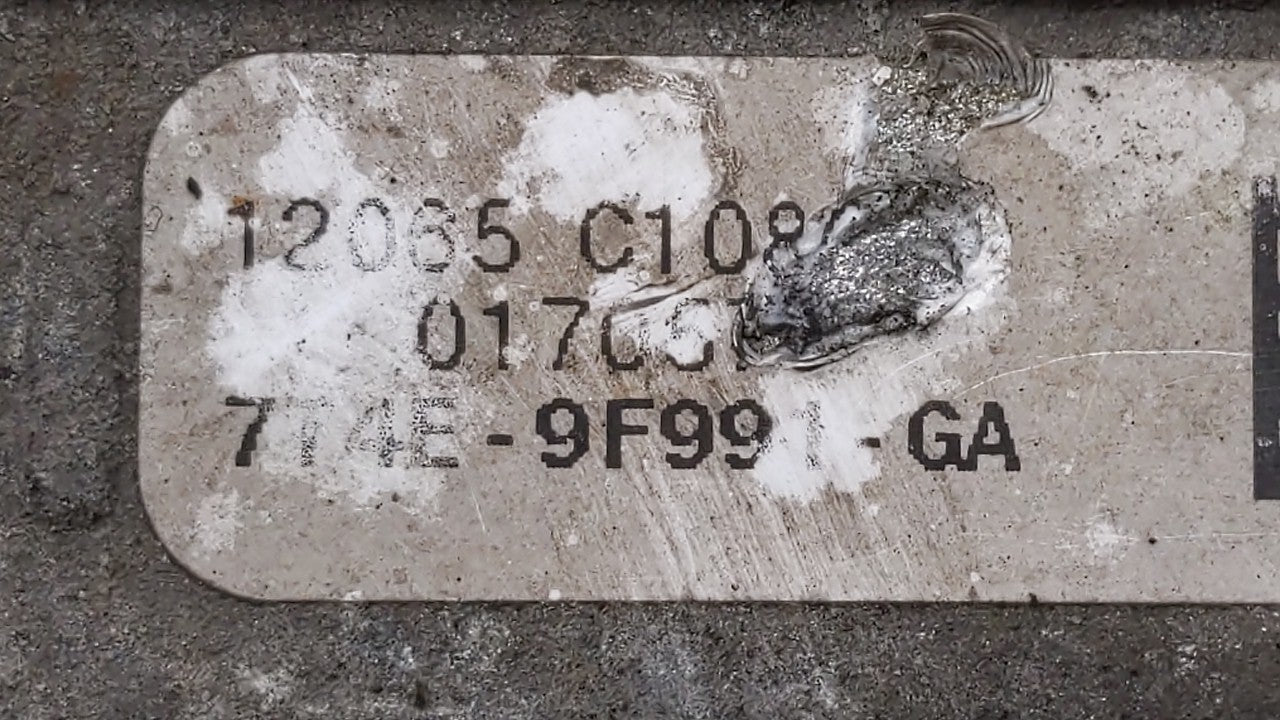2007-2014 Ford E-150 Throttle Body P/N:7T4E-9F991-FA 7T4E-9F991-GA Fits Fits 2007 2008 2009 2010 2011 2012 2013 2014 OEM Use