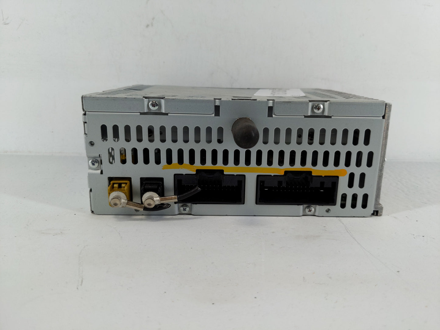 2012 Ford Edge Radio AM FM Cd Player Receiver Replacement Fits OEM Used Auto Parts - Oemusedautoparts1.com