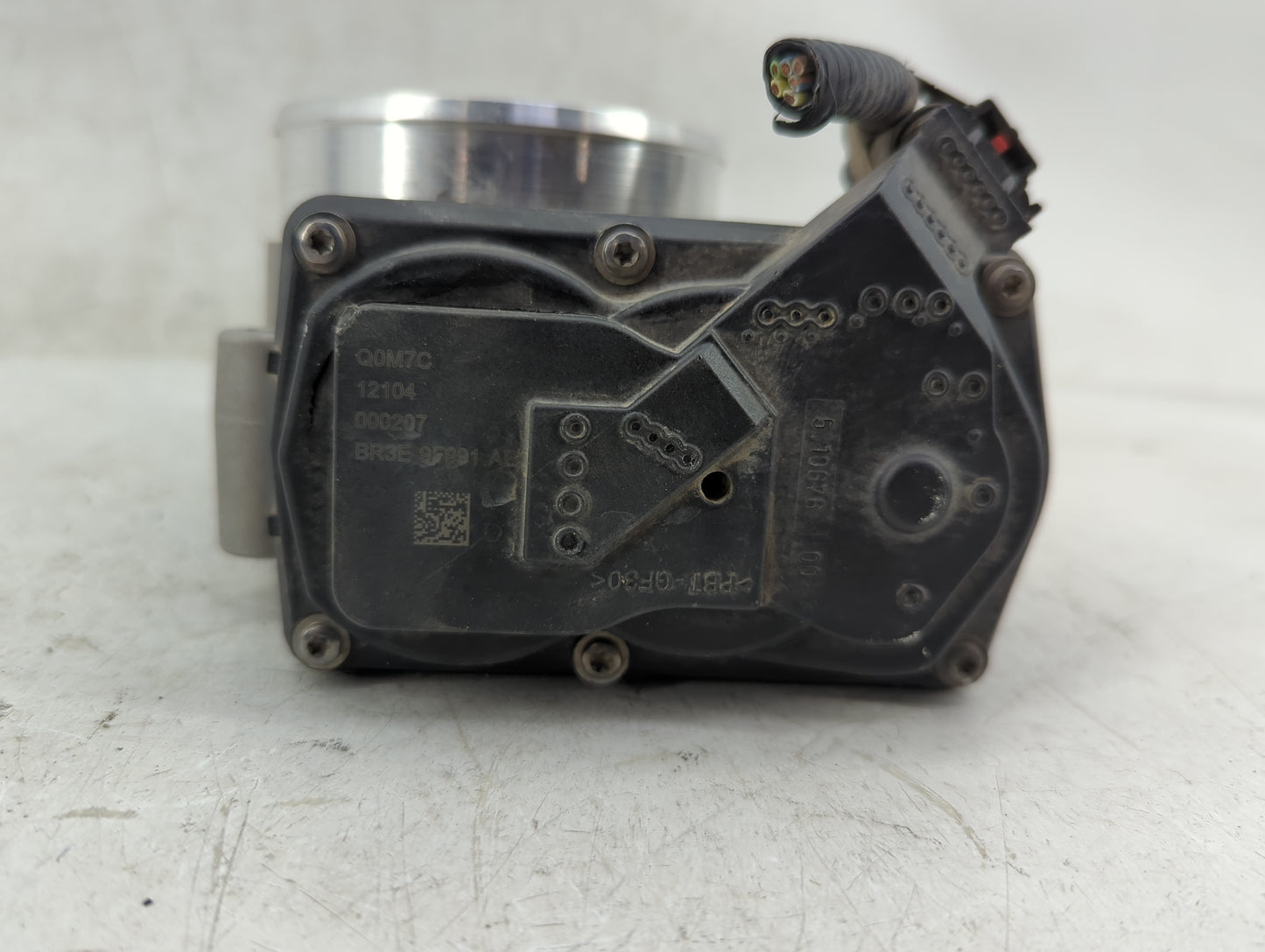 2011-2014 Ford F-150 Throttle Body P/N:BR3E 85891 A Fits Fits 2011 2012 2013 2014 OEM Used Auto Parts - Oemusedautoparts1.co