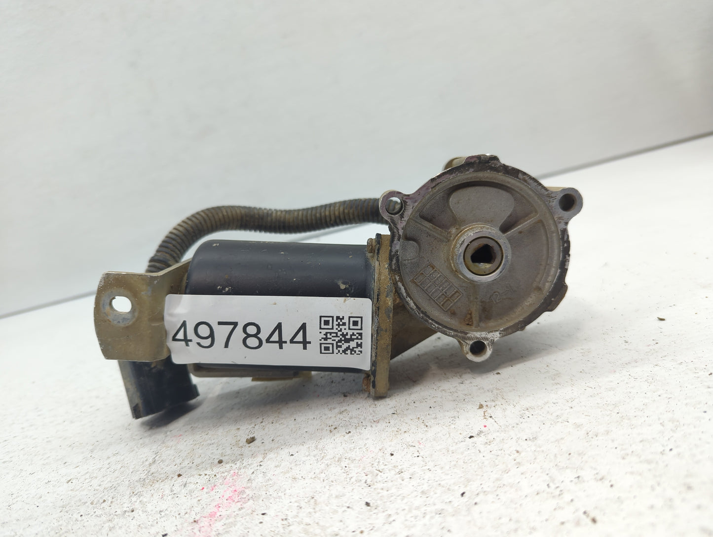 2012-2014 Ford F-150 Transfer Case Shift Actuator Motor 497844 - Oemusedautoparts1.com