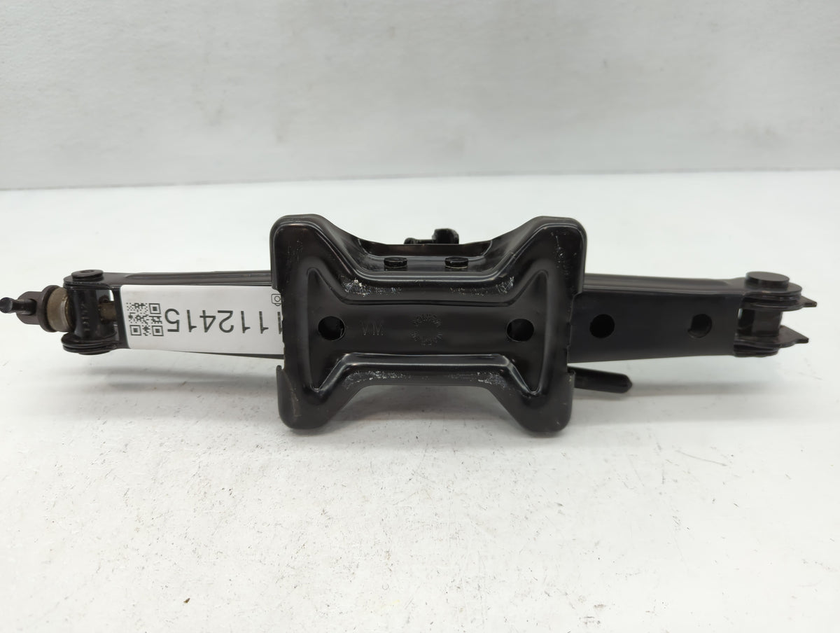 2012 Ford Fiesta Spare Scissor Car Jack 1112415 - Oemusedautoparts1.com