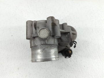 2011-2014 Ford Fiesta Throttle Body P/N:7S7G-9F991-BA 7S7G-9F991-B7A Fits Fits 2011 2012 2013 2014 OEM Used Auto Parts