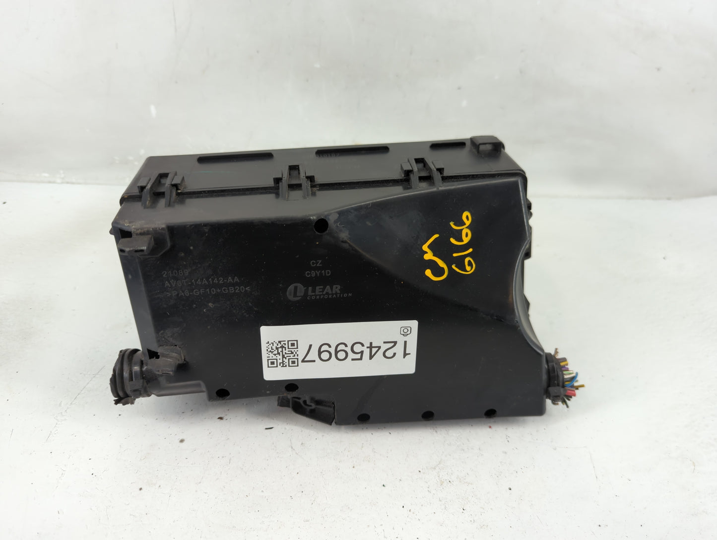 2012-2014 Ford Focus Fusebox Fuse Box Panel Relay Module Fits Fits 2012 2013 2014 OEM Used Auto Parts - Oemusedautoparts1.co