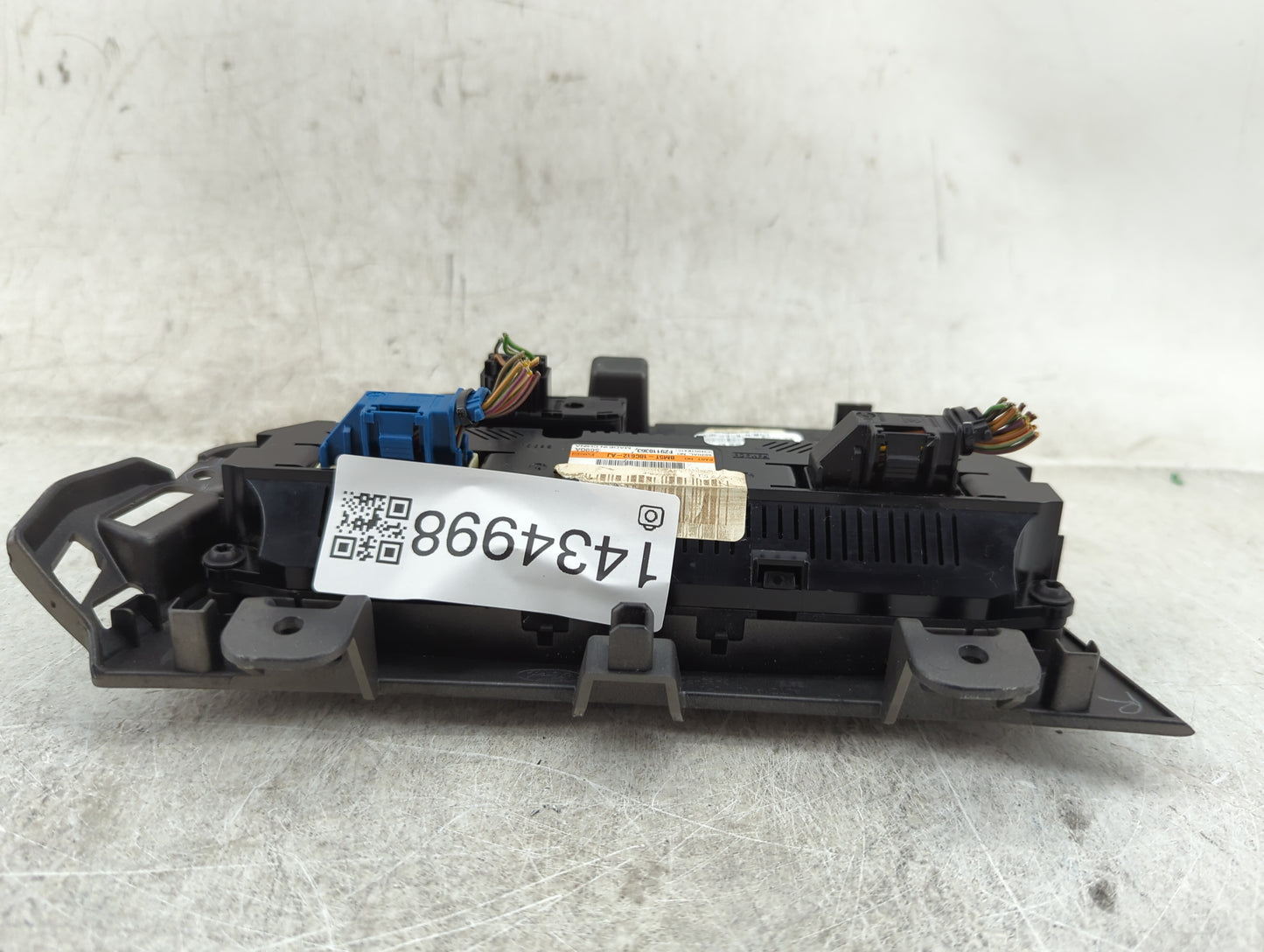 2012 Ford Focus Climate Control Module Temperature AC/Heater Replacement P/N:BM5T-18C612-AJ Fits OEM Used Auto Parts - Oemus