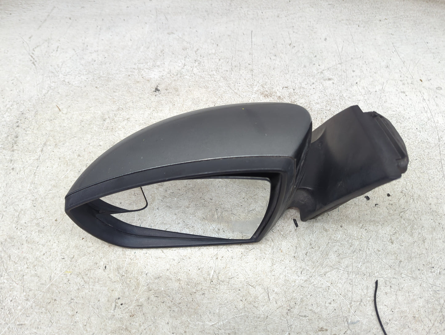 2012-2014 Ford Focus Driver Side View Mirror - Left Door Mirror OEM Used - Oemusedautoparts1.com