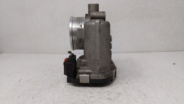 2012-2013 Ford Focus Throttle Body P/N:CM5E 9F991 AD Fits Fits 2012 2013 2014 2015 2016 2017 OEM Used Auto Parts