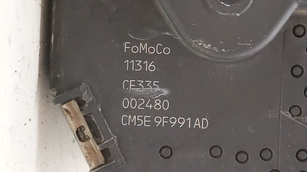 2012-2013 Ford Focus Throttle Body P/N:CM5E-9F991-AD Fits Fits 2012 2013 2014 2015 2016 2017 OEM Used Auto Parts - Oemusedau