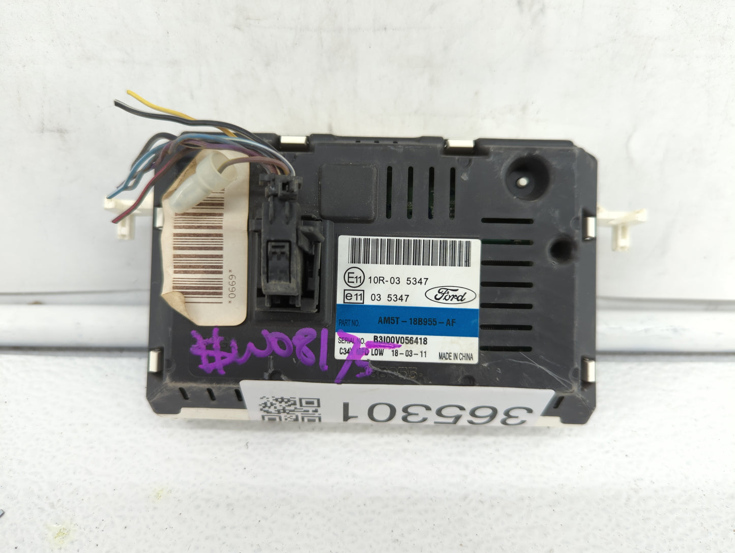 2012 Ford Focus Radio AM FM Cd Player Receiver Replacement P/N:E11 10R-03 5347 Fits Fits 2002 2003 OEM Used Auto Parts - Oem