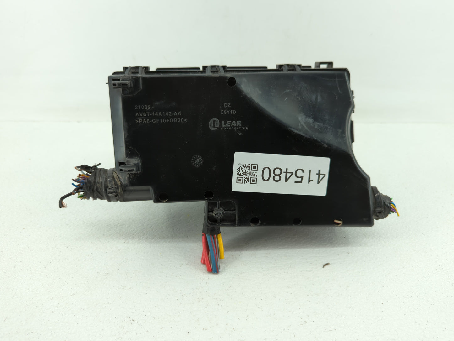 2012-2014 Ford Focus Fusebox Fuse Box Panel Relay Module P/N:AV6T-14A067-AC EV4T-14K733, AV6T-14A142-AB Fits Fits 2012 2013