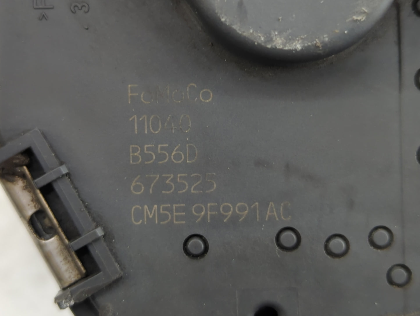 2012-2013 Ford Focus Throttle Body P/N:DS7E-9F991-BB CM5E-9F991-AD, CM5E-9F991-AC Fits Fits 2012 2013 2014 2015 2016 2017 OE