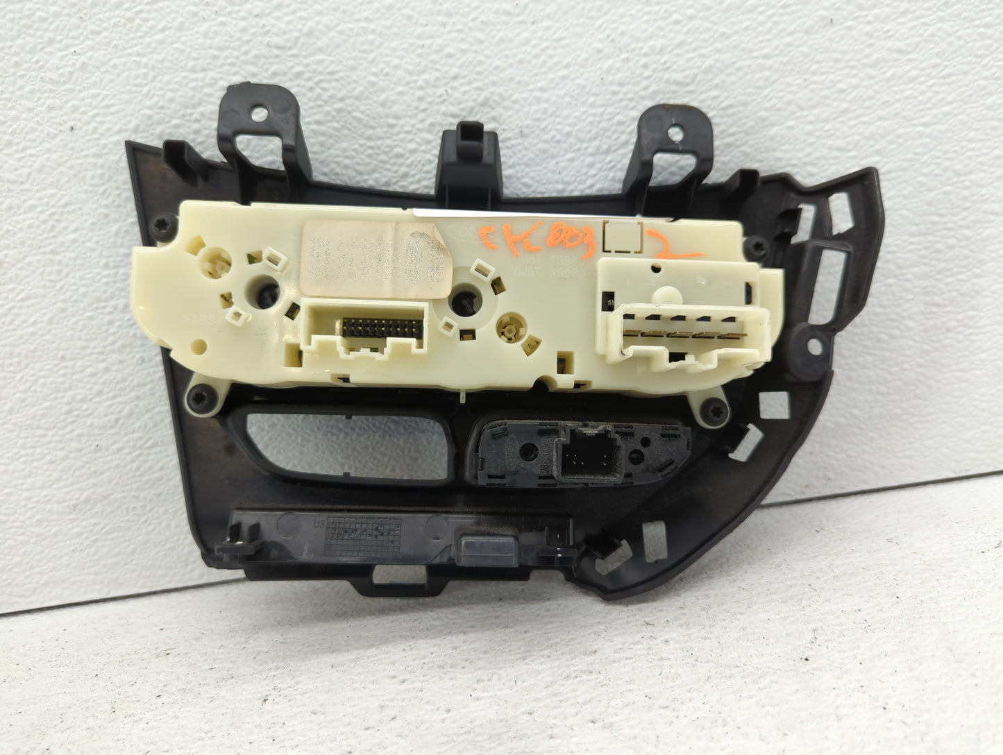 2012 Ford Focus Climate Control Module Temperature AC/Heater Replacement P/N:CM5T-19980-AE CM5T-19980-AD Fits OEM Used Auto