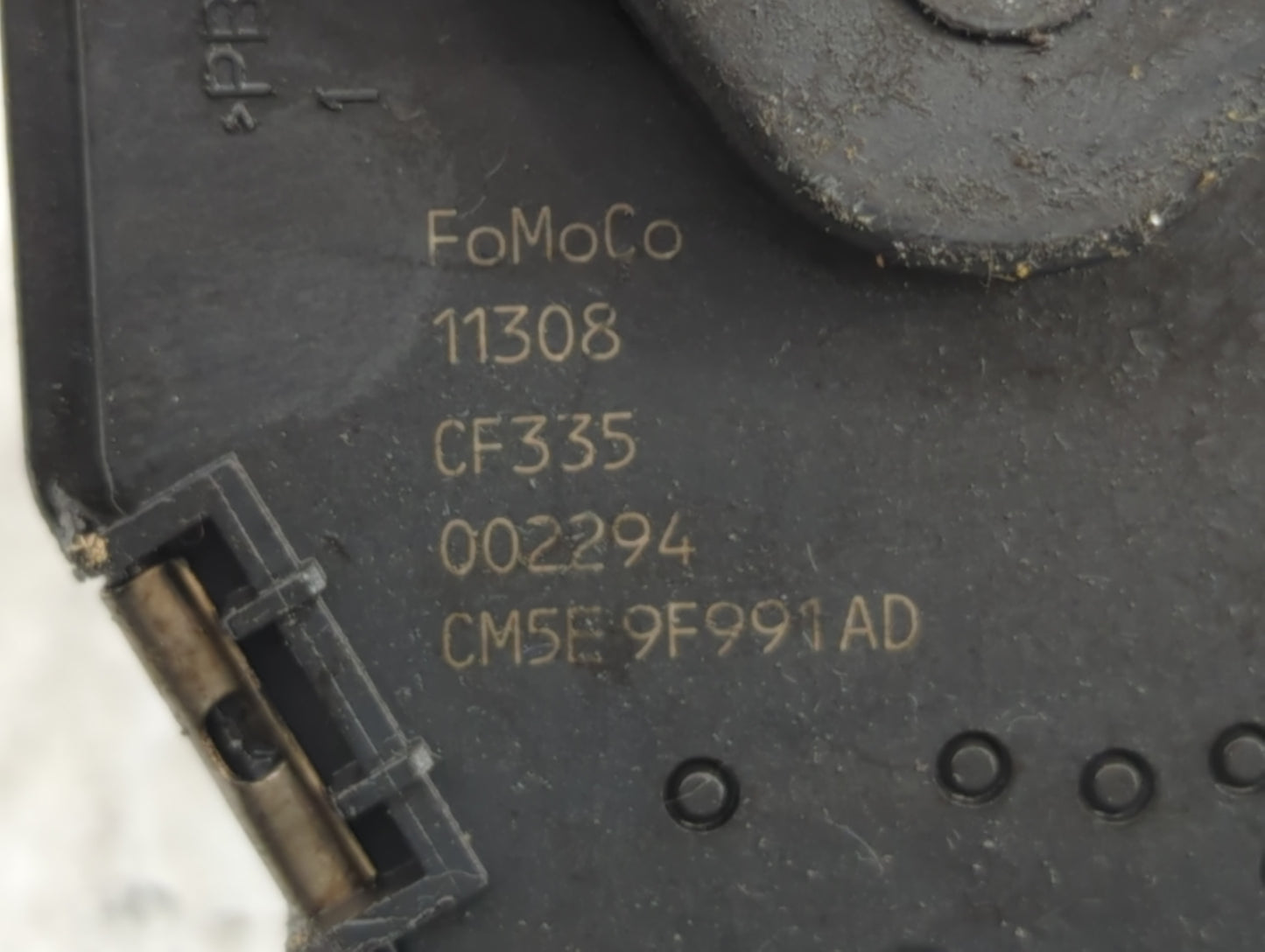 2012-2013 Ford Focus Throttle Body P/N:CM5E 9F991-AD Fits Fits 2012 2013 2014 2015 2016 2017 OEM Used Auto Parts - Oemusedau