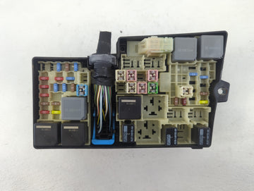 2012-2014 Ford Focus Fusebox Fuse Box Panel Relay Module P/N:AV6T-14A067-AB Fits Fits 2012 2013 2014 OEM Used Auto Parts