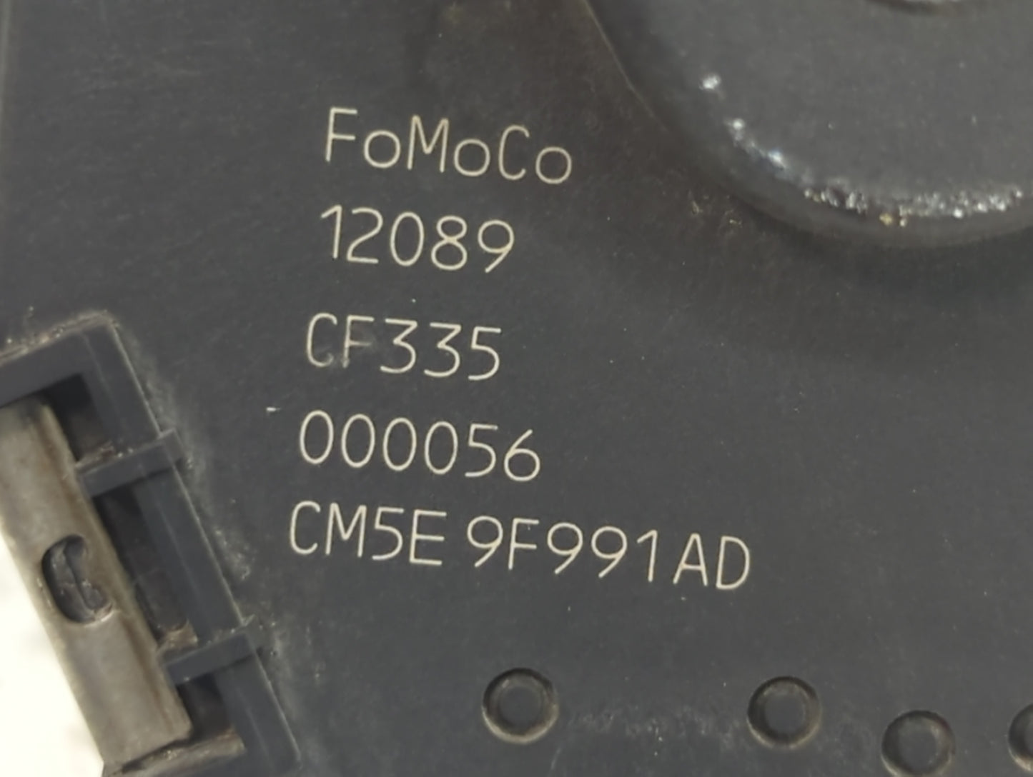 2012-2013 Ford Focus Throttle Body P/N:CM5E 9F991AD 12089 Fits Fits 2012 2013 2014 2015 2016 2017 OEM Used Auto Parts - Oemu