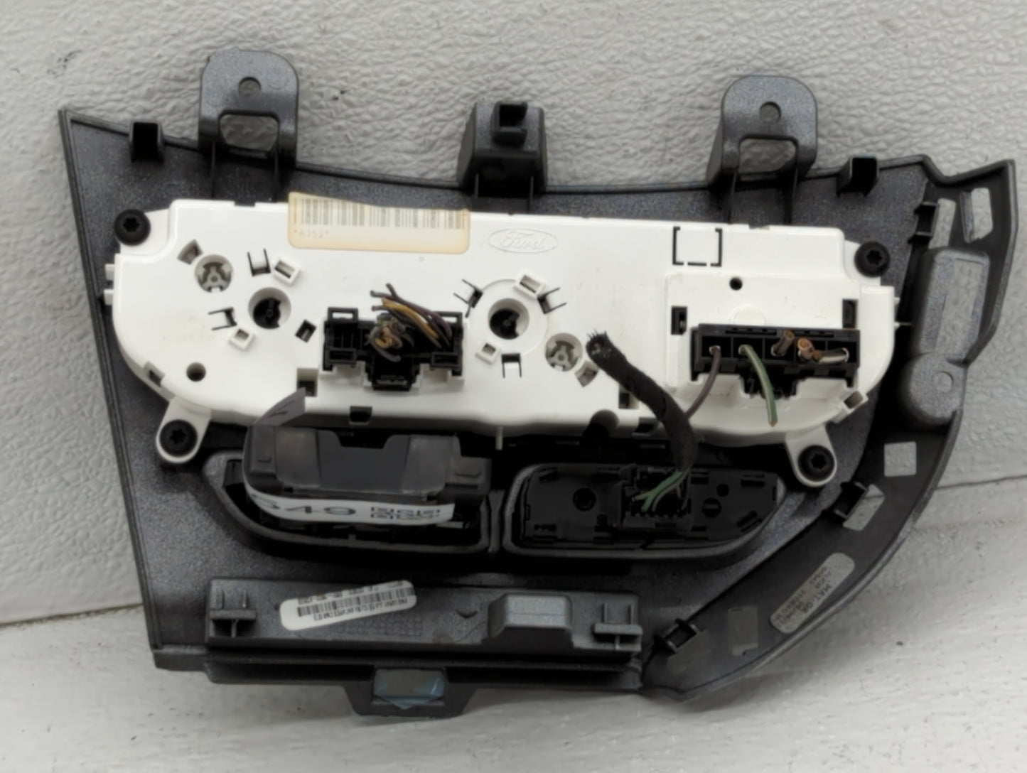 2012 Ford Focus Climate Control Module Temperature AC/Heater Replacement P/N:BM51-18522-AC350B Fits OEM Used Auto Parts - Oe