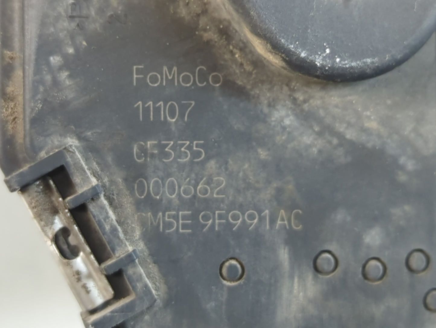 2012-2013 Ford Focus Throttle Body P/N:11107 003094, CM5E 9F991AC Fits Fits 2012 2013 2014 2015 2016 2017 OEM Used Auto Part