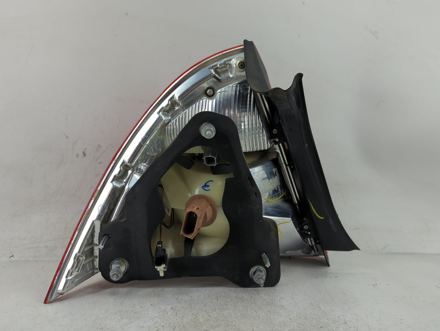 2010-2012 Ford Fusion Tail Light Assembly Passenger Right OEM Fits Fits 2010 2011 2012 OEM Used Auto Parts - Oemusedautopart