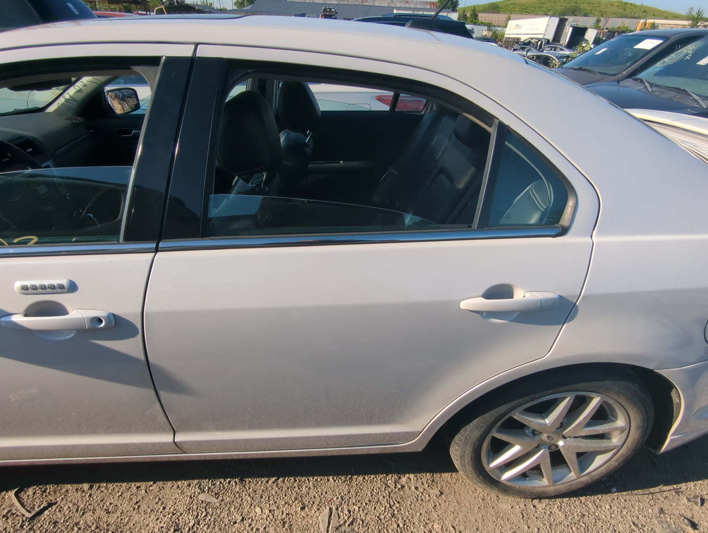 2006-2012 Ford Fusion Driver Rear Door Oem - Oemusedautoparts1.com