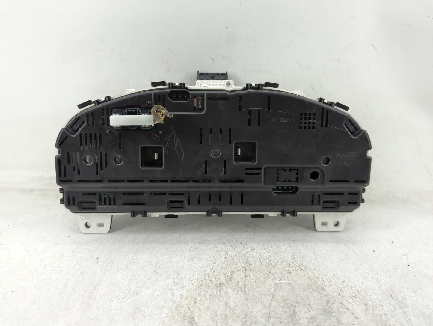 2011-2012 Ford Fusion Instrument Cluster Speedometer Gauges P/N:BE5T-10849-GD Fits Fits 2011 2012 OEM Used Auto Parts - Oemu