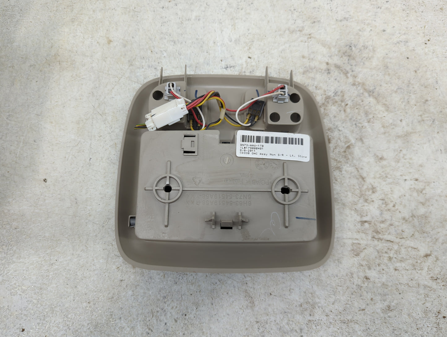 2010-2012 Ford Fusion Overhead Roof Console 1430179 - Oemusedautoparts1.com