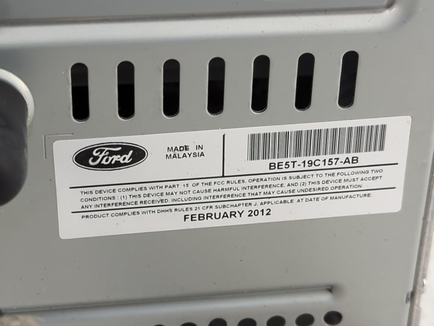 2011-2012 Ford Fusion Radio AM FM Cd Player Receiver Replacement P/N:BE5T-19C157-AB Fits Fits 2011 2012 OEM Used Auto Parts