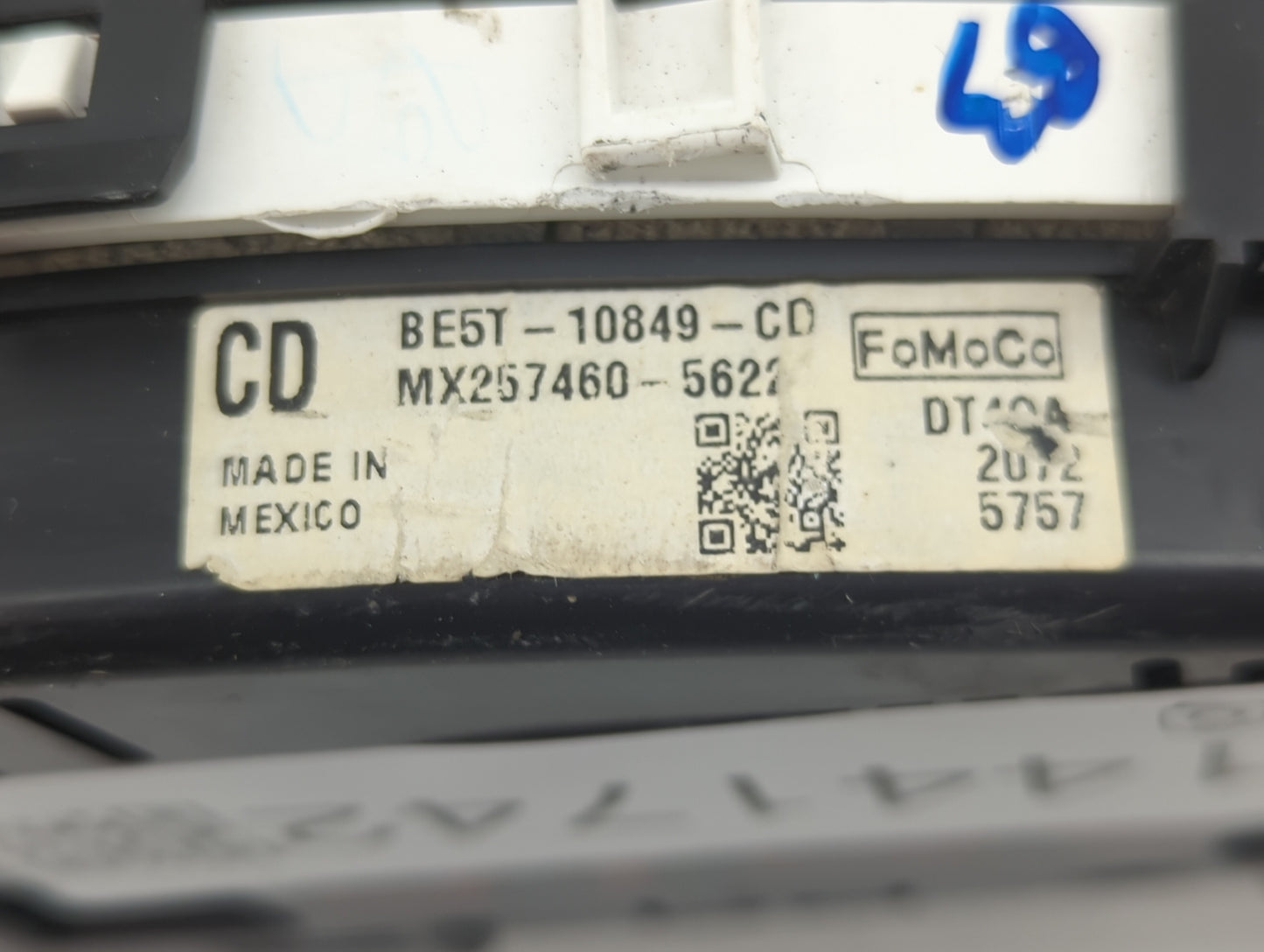 2011-2012 Ford Fusion Instrument Cluster Speedometer Gauges P/N:BE5T-10849-CD Fits Fits 2011 2012 OEM Used Auto Parts - Oemu