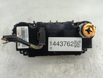 2010-2012 Ford Fusion Climate Control Module Temperature AC/Heater Replacement P/N:9E5H-19980-AT 9E5H19980AT Fits OEM Used Auto Parts