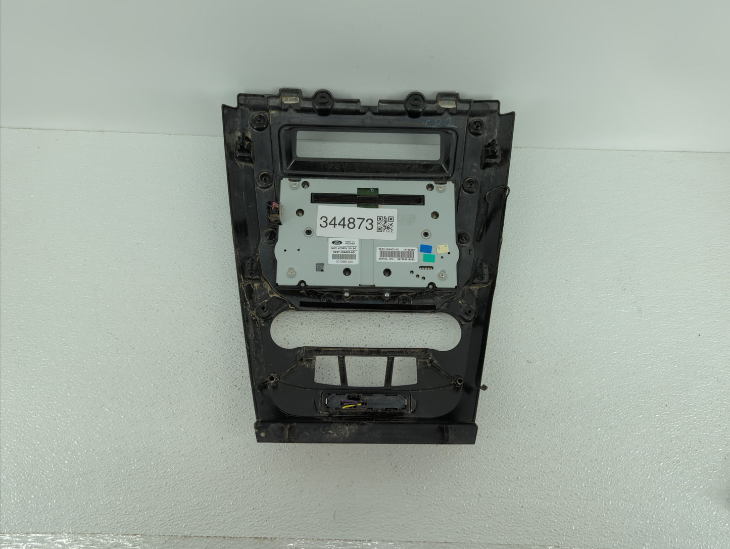 2010-2012 Ford Fusion Radio Control Panel - Oemusedautoparts1.com