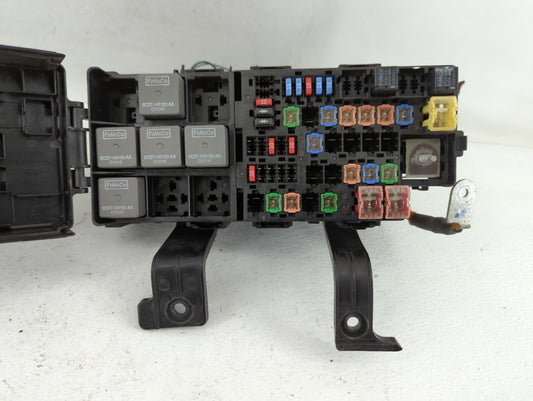 2010-2012 Ford Fusion Fusebox Fuse Box Panel Relay Module P/N:BE5T-14290-E Fits Fits 2010 2011 2012 OEM Used Auto Parts