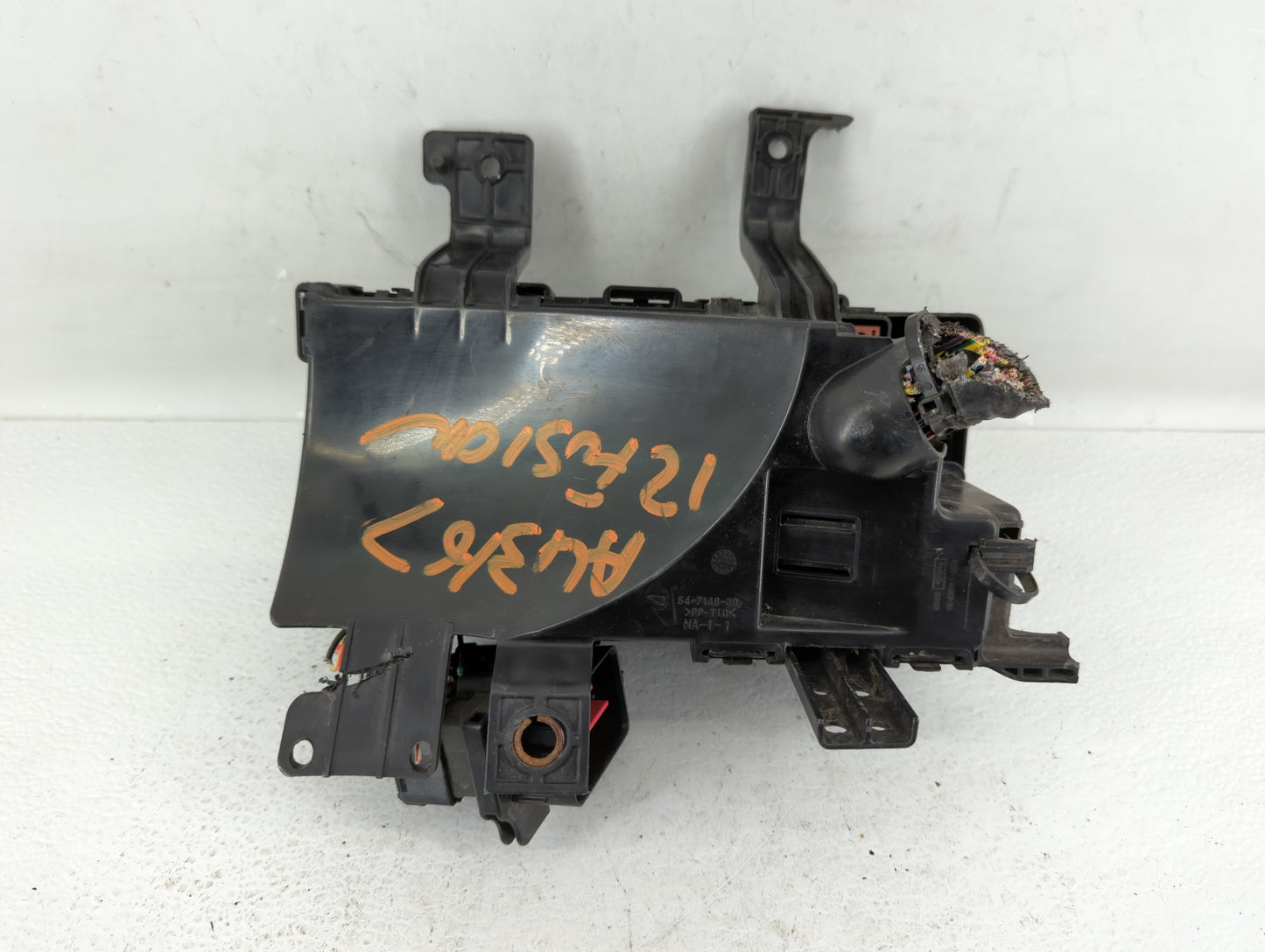 2010-2012 Ford Fusion Fusebox Fuse Box Panel Relay Module P/N:BE5T-14290-E 7E5T-14A003-BA Fits Fits 2010 2011 2012 OEM Used