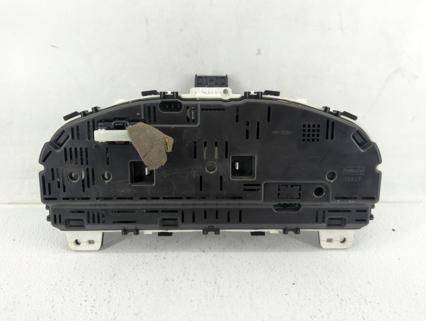 2011-2012 Ford Fusion Instrument Cluster Speedometer Gauges P/N:BE5T-10849-CD Fits Fits 2011 2012 OEM Used Auto Parts - Oemu