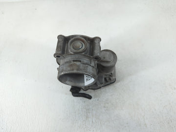 2010-2012 Ford Fusion Throttle Body P/N:DS7E-9F991-AJ Fits Fits 2009 2010 2011 2012 OEM Used Auto Parts