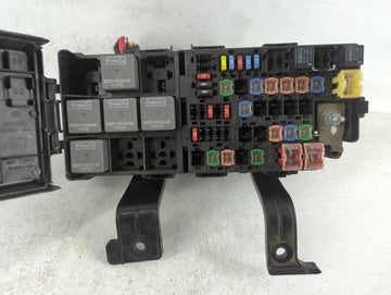 2010-2012 Ford Fusion Fusebox Fuse Box Panel Relay Module P/N:BE5T-14290-H Fits Fits 2010 2011 2012 OEM Used Auto Parts