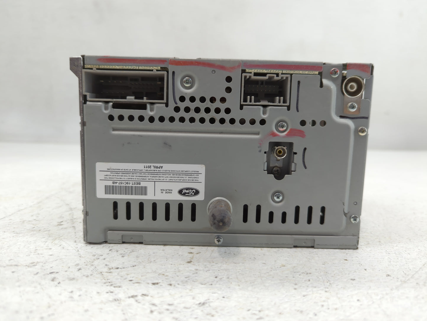 2010-2012 Ford Fusion Am Fm Cd Player Radio Receiver - Oemusedautoparts1.com