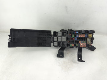 2010-2012 Ford Fusion Fusebox Fuse Box Panel Relay Module P/N:6E5T-14A003-AB Fits Fits 2010 2011 2012 OEM Used Auto Parts