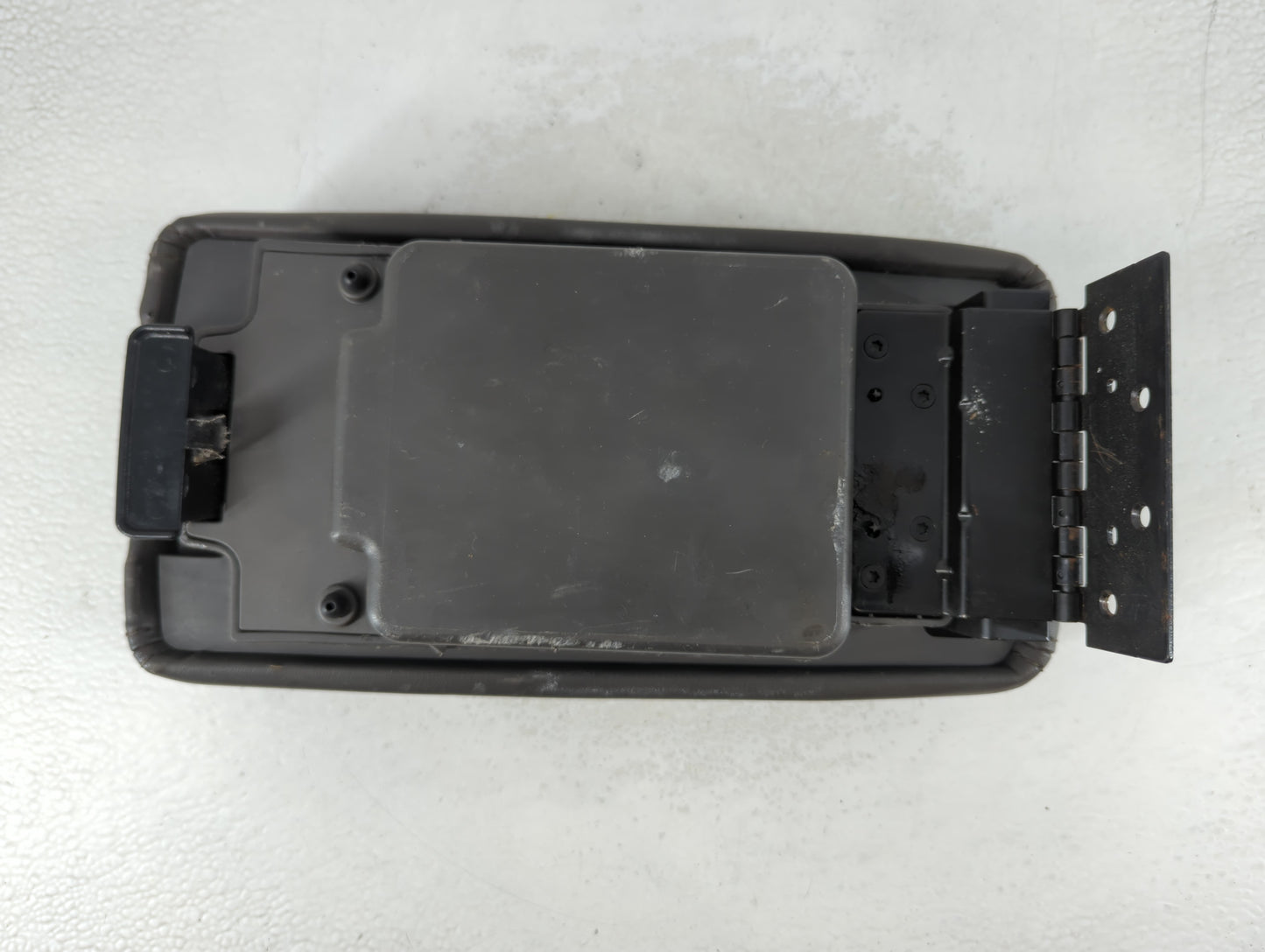 2010-2012 Ford Fusion Center Console Armrest Cover Lid Fits Fits 2010 2011 2012 OEM Used Auto Parts - Oemusedautoparts1.com